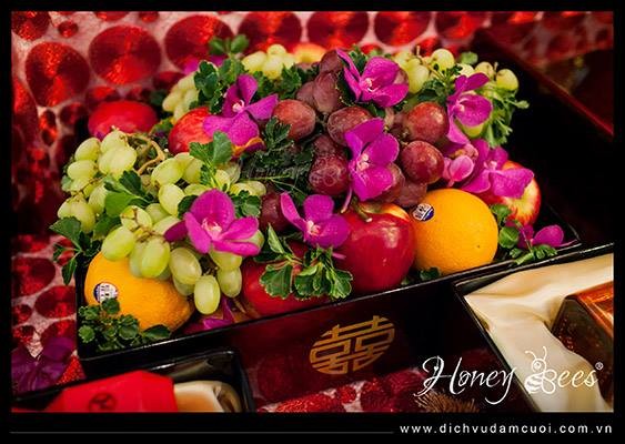 Bộ Mâm Quả Sơn Mài Màu Đỏ Đính Long Phụng